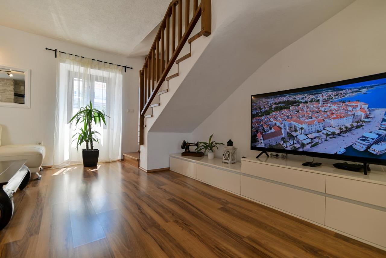 Apartman Ciciliani Traù Esterno foto