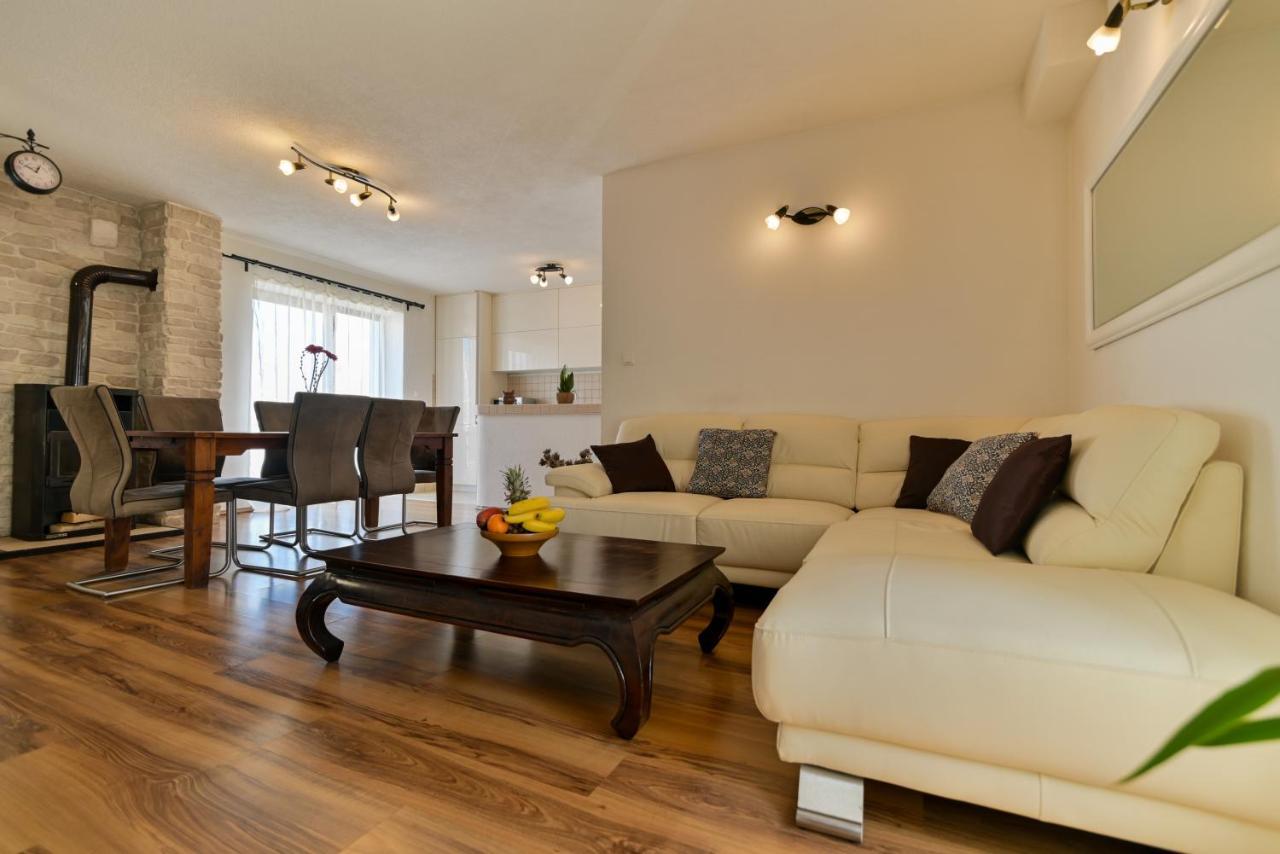 Apartman Ciciliani Traù Esterno foto