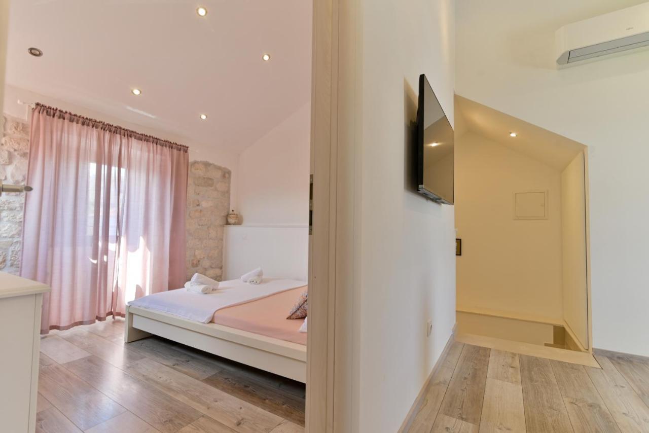 Apartman Ciciliani Traù Esterno foto