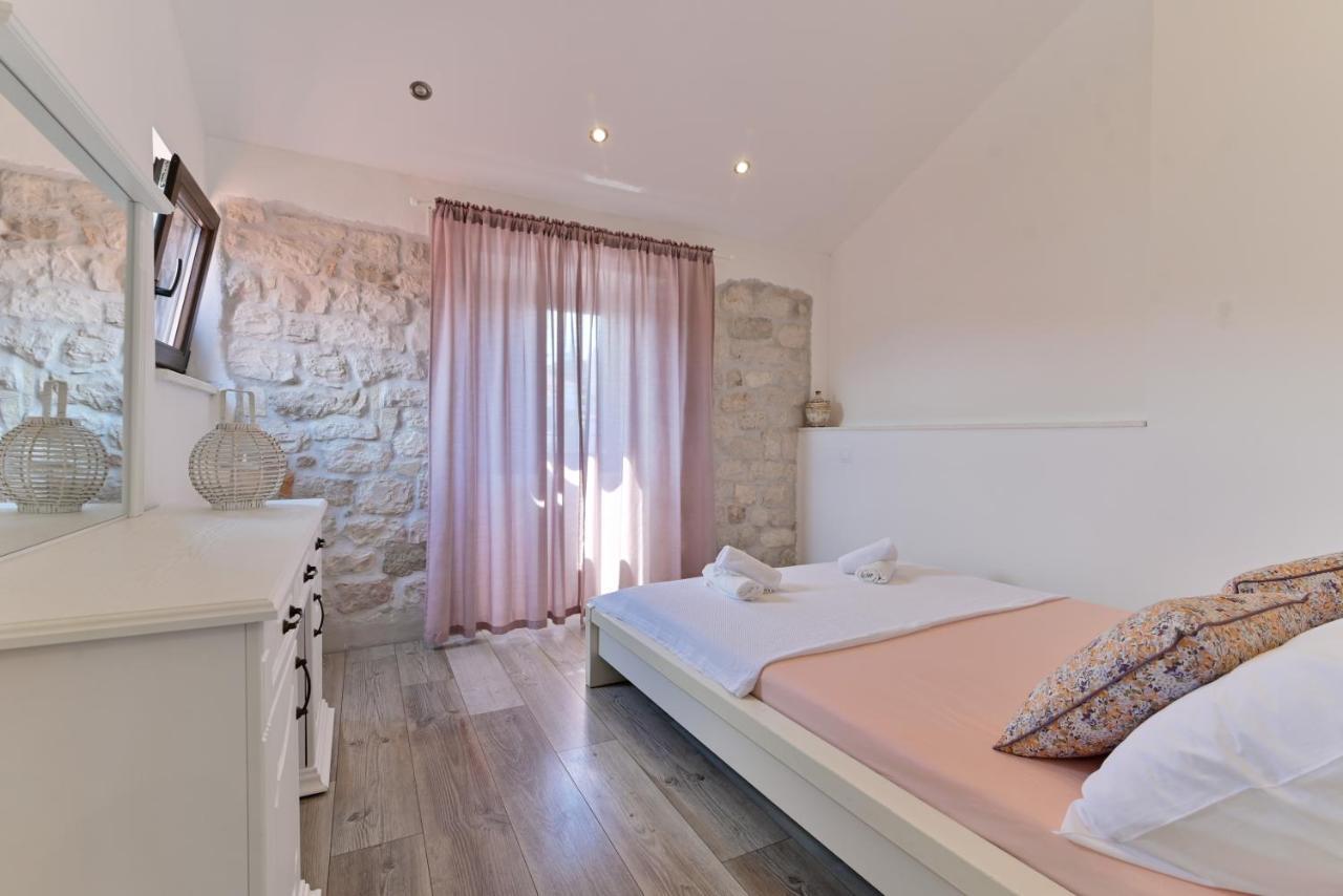 Apartman Ciciliani Traù Esterno foto