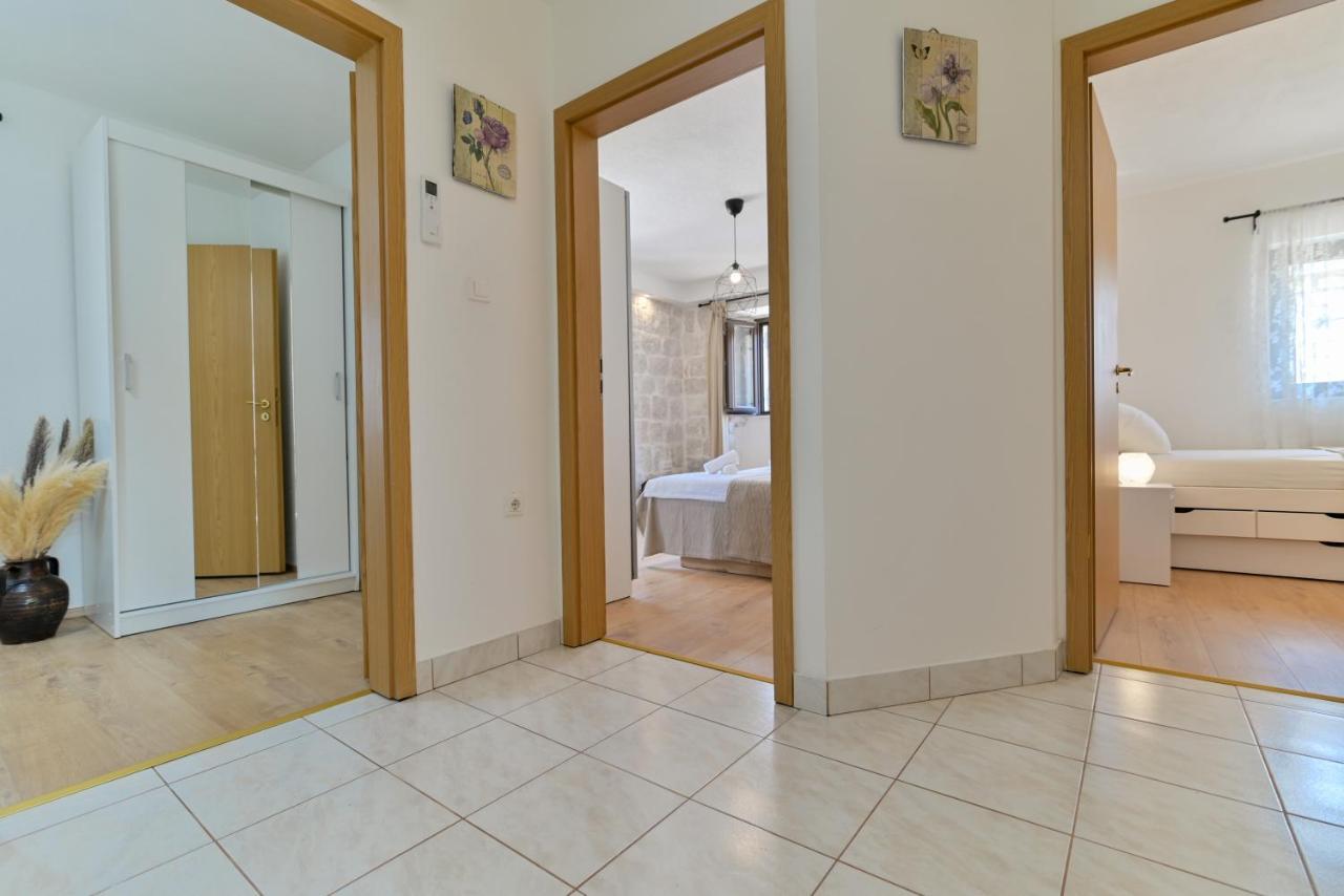 Apartman Ciciliani Traù Esterno foto