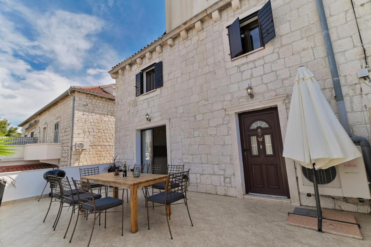 Apartman Ciciliani Traù Esterno foto